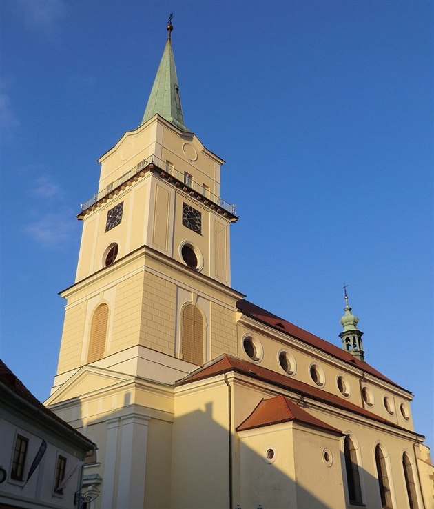Cenu veejnosti získal opravený kostel Panny Marie Snné v Rokycanech.