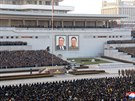 Severokorejci oslavují poslední test rakety dlouhého doletu (2. prosince 2017)