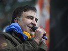 Michail Saakavili hovoí v centru Kyjeva ke svým píznivcm (5. prosince 2017)