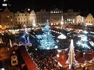 Vánoní strom u svítí i v Plzni