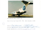 Cenný unikát: na papíru formátu A4 nalepená barevná fotografii oeing 727-235 s...