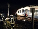 Poblí západonmeckého msta Neuss se srazil osobní vlak s nákladním. (5....
