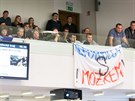 Studenti protestují proti slučování středních škol v Královéhradeckém kraji...