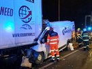 Tragick� dopravn� nehoda zablokovala v pond�l� po p�t� hodin� r�no dopravu v...