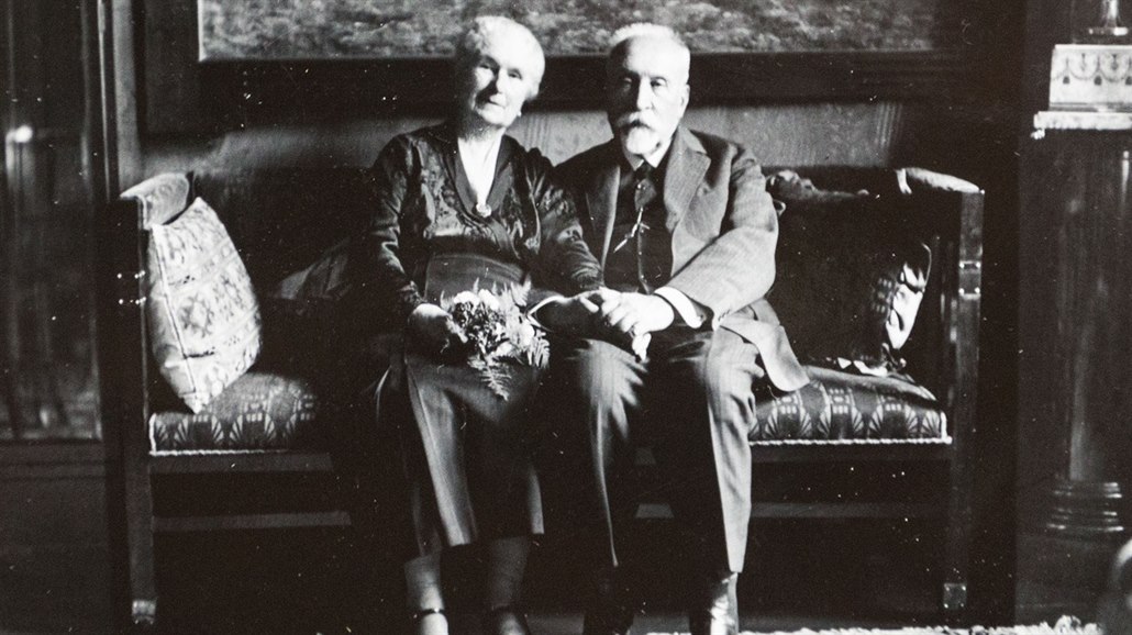 Růžena a Dobroslav Zátkovi v roce 1934