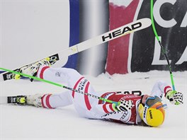 Cornelia Htterov slav v cli sjezdu v Lake Louise.