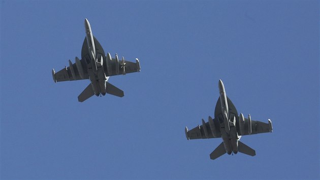 Jin Korea a USA zahjily masivn spolen leteck cvien.  Na snmku stroje EA-18G (4. prosince 2017)