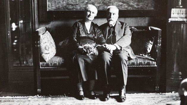 Růžena a Dobroslav Zátkovi v roce 1934