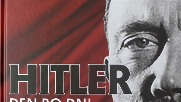 Kniha Hitler den po dni už předtím vyšla třikrát v angličtině. Nyní ji uvedlo na trh nakladatelství Toužimský & Moravec. Na českém vydání se podílel i Vilém Wodák.