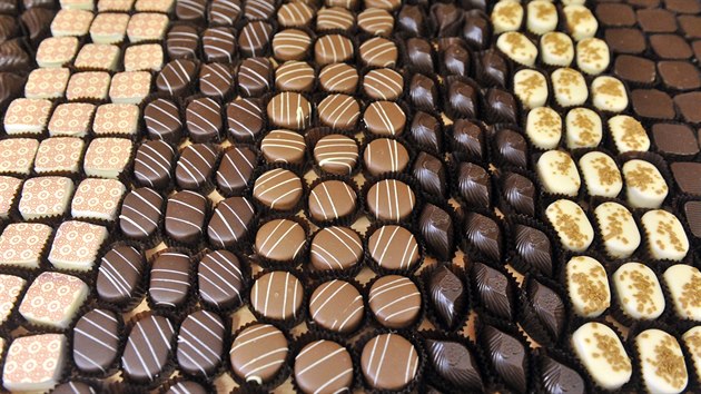 Čokoládové bonbony s různými druhy náplní jsou specialitou rodinné firmy z Vyskytné. A ta si pečlivě střeží své receptury. Není divu. Jejich základ tvoří recepty z 30. let minulého století.