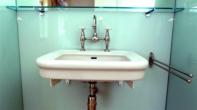 Interir zrekonstruovan funkcionalistick vily Tugendhat v Brn