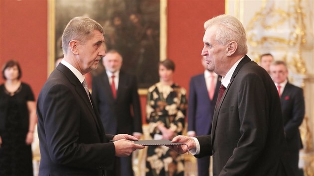 Prezident Miloš Zeman jmenoval na Pražském hradě předsedu hnutí ANO Andreje Babiše premiérem České republiky. (6. prosince 2017)