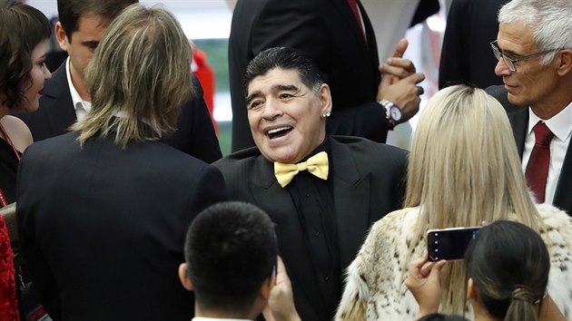 Diego Maradona ped slavnostnm ceremonilem v Moskv.