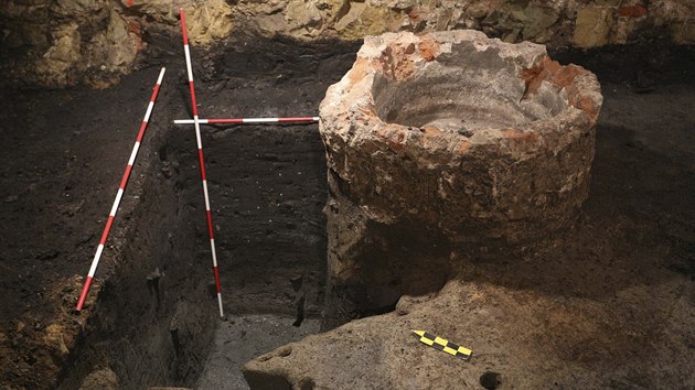 Archeologick przkumy odhalily ve kolnm sklepen tak napklad zdnou k.