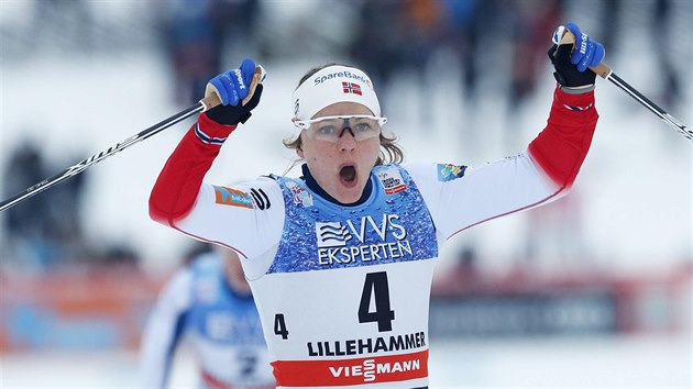Norsk bkyn na lych Maiken Caspersen Fallaov slav triumf ve sprintu v Lillehammeru.