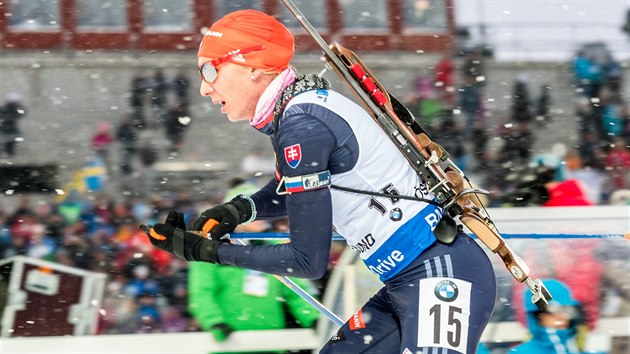 Slovensk biatlonistka Anastzia Kuzminov na trati sthacho zvodu v stersundu