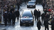 Pohřeb rockera Johnnyho Hallydaye v Paříži (9. prosince 2017)