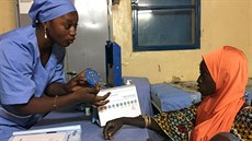 Klinika v nigerském Libore pomáhá enám se základy plánovaného rodiovství.