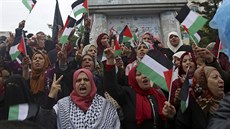 Palestinci v Pásmu Gazy ekají na projev Donalda Trumpa, který má uznat...