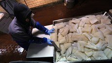 Nejv�t�ím výrobcem lutefisku v Severní Americe je Olsen Fish Company z...