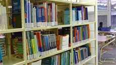 Univerzitní knihovna poskytuje knihovnické a informaní sluby více ne osmi a pl tisícm uivatel