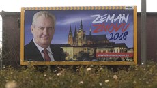 Billboard v Praze na podporu kandidatury prezidenta Miloe Zemana v pímé volb...