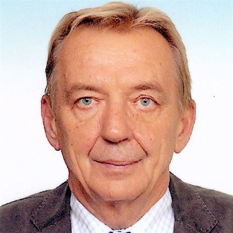 Prezident Asociace dopravnch psycholog Alois Hudeek.