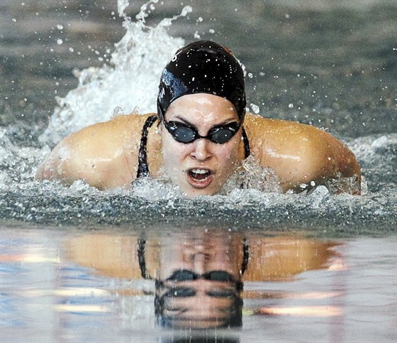 Lucie Svcená patí mezi eské plavecké talenty, má za sebou olympiádu i...