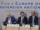 Tisková konference evropských protiimigraních stran, frakce Evropa národ a...