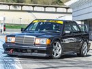 Mercedes 190 jako okruhový speciál nmeckého mistrovství DTM