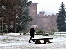 Sníh a led zpsobily problémy v elezniní i silniní doprav na severu Itálie....