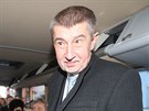 Andrej Babi spolen s novými ministry pi cest do Lán (13. prosince 2017)