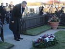Andrej Babi a navrení ministi bhem pietního akt u hrobu prezidenta T. G....