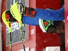 Stefano Gross na startu slalomu ve Val d´Isere.