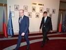 Andrej Babi se na Úad vlády pozdravil s konícím premiérem Bohuslavem...