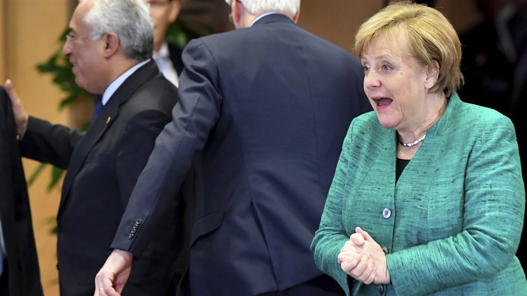 N�mecká kanclé�ka Angela Merkelová na unijním summitu, kde se jednalo o dal�í...