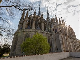 Sedlecká katedrála je jedním z prvních příkladů obnovy starší poničené gotické...