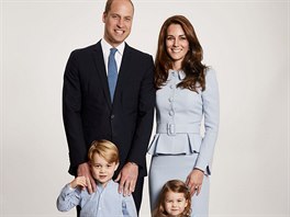 Princ William, vévodkyn Kate a jejich dti princ George a princezna Charlotte...