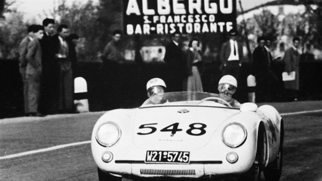 Porsche 550 Spyder v zvod Mille Miglia 1955