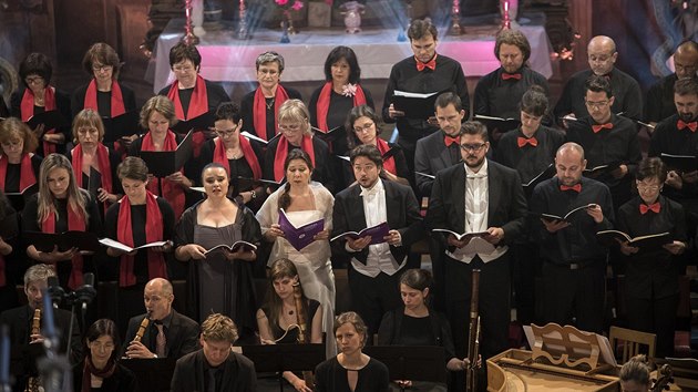 Na hudebnm festivalu letos Riov s manelem vystupovali s prestinm tlesem Dresdner Barockorchester.