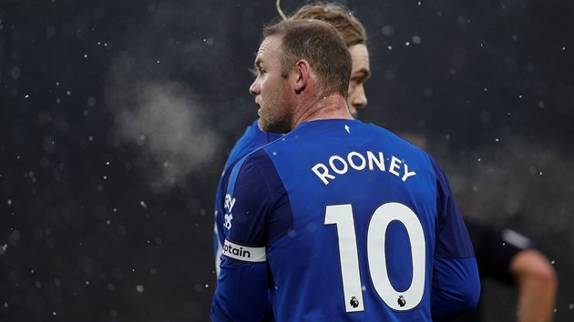 Evertonsk kapitn Wayne Rooney.