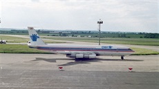 Zvláštní prezidentská verze letounu odvozená od B707 v Praze.