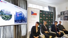 Prezentace eského domu pro olympiádu v Koreji 2018, druhý zleva éf OV Jií...