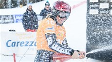 eská snowboardistka Ester Ledecká  po triumfu v paralelním obím slalomu v...