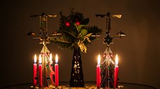 Zvonící vánoní ozdoby vyrábí v chránné díln MIBA v Romitále pod Temínem....