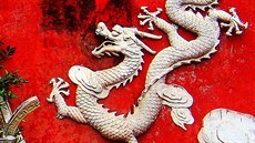 Drak je v Číně symbolem zobrazovaným již po tisíciletí. Mnohé náhodné objevy...
