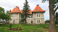 Vilu v italském stylu si nechal v roce 1906 postavit továrník Josef Ba�ina. 