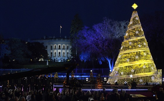 Slavnostní rozsvícení vánoního stromu ped Bílým domem (30. listopadu 2017)