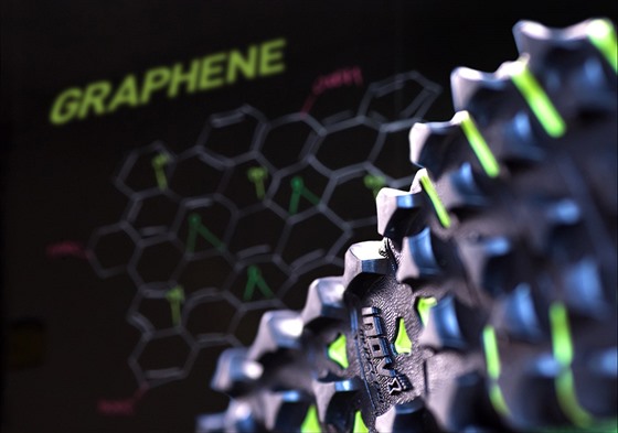 Na podrákách bot se poprvé objeví nobelovkou ocenný Graphene