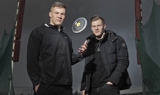 Jakub (vlevo) a Michal Forejtovi jsou talentovaní sportovci. Vynikají v hodu...